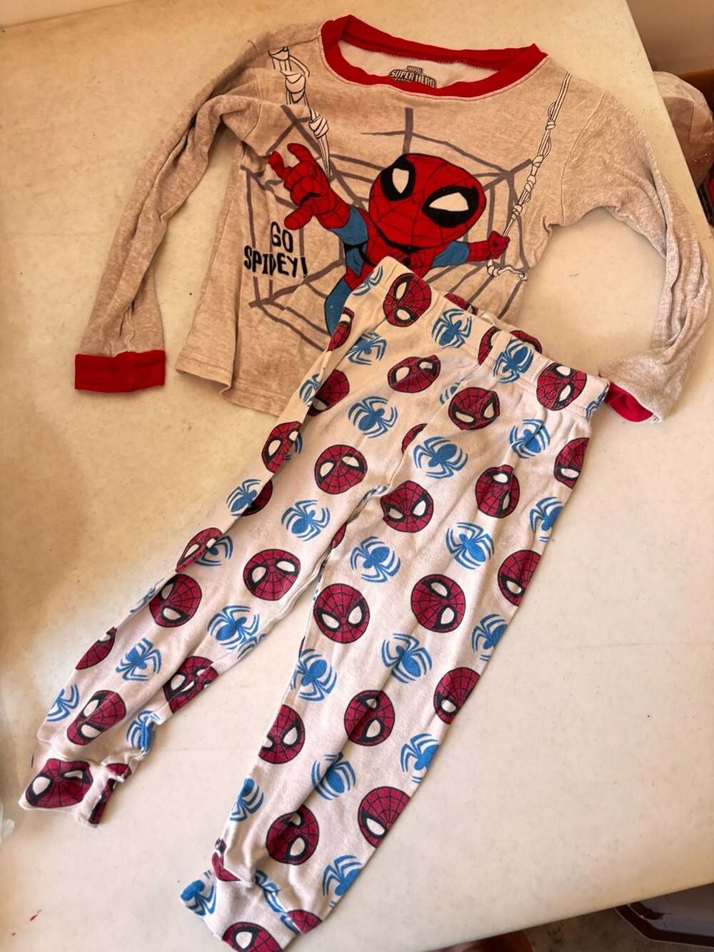 Marvel Super Hero Adventures Spiderman Go Spidey Long Sleeve Pajama Set